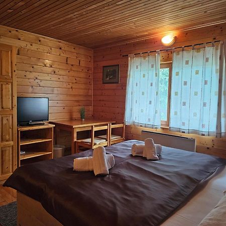 Apartment Mreznicka Kuca Duga Resa Dış mekan fotoğraf