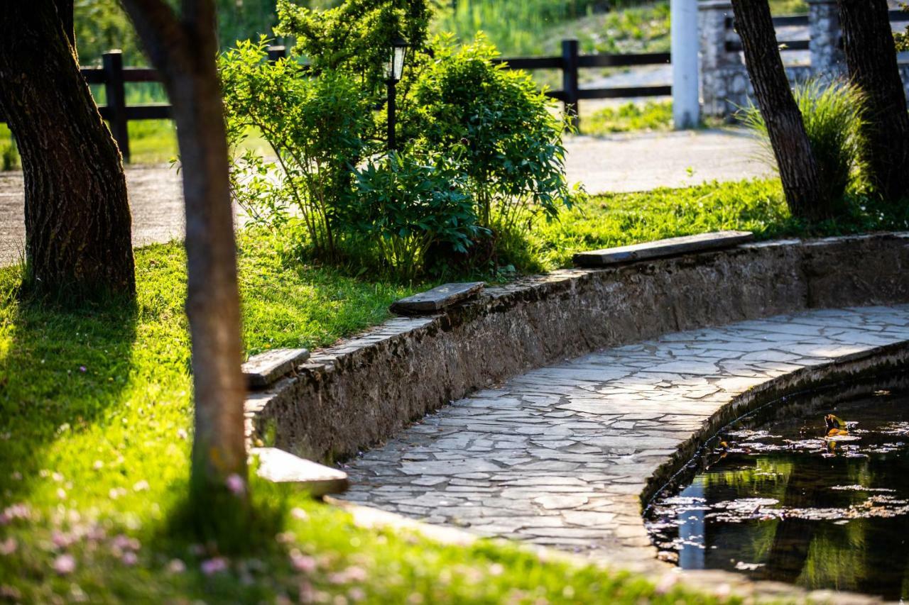 Apartment Mreznicka Kuca Duga Resa Dış mekan fotoğraf