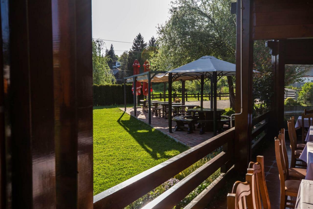 Apartment Mreznicka Kuca Duga Resa Dış mekan fotoğraf